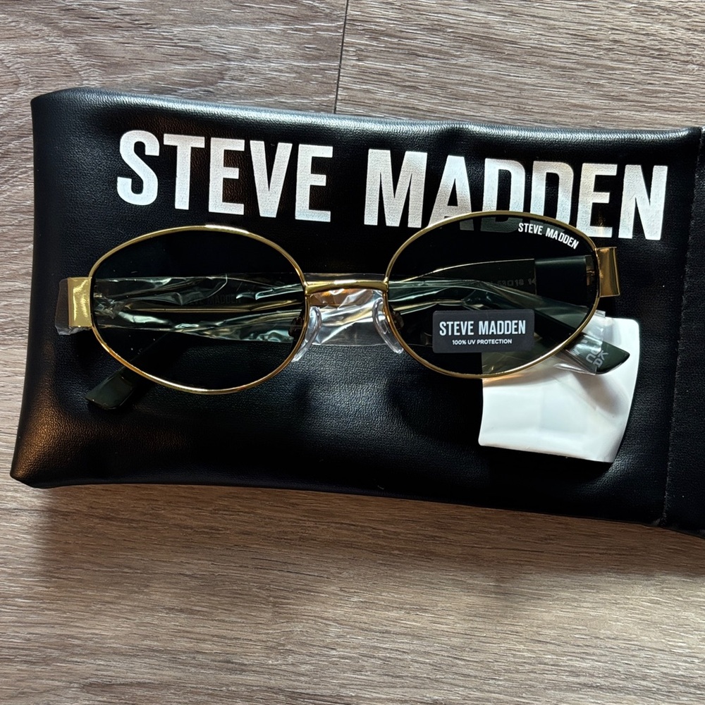 Steve Madden Oval Gold Sunglasses with Black Lenses